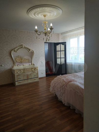 Дом 400 м² на участке 10 сот.