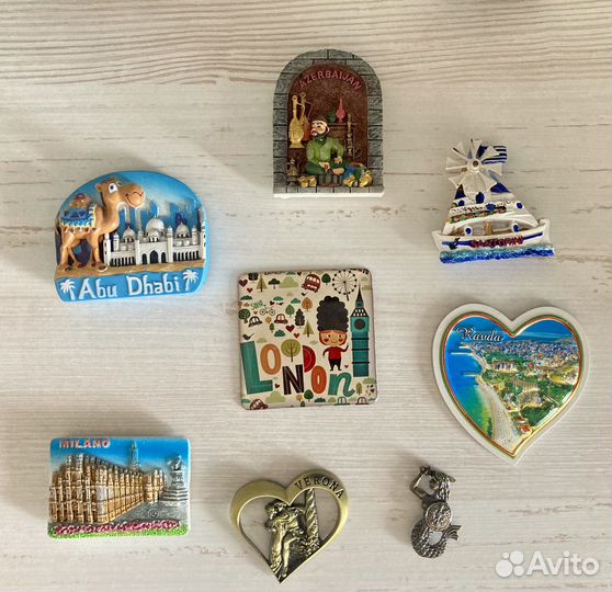 Магниты на холодильник из разных стран