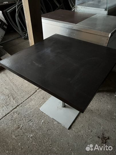 Кухонный стол