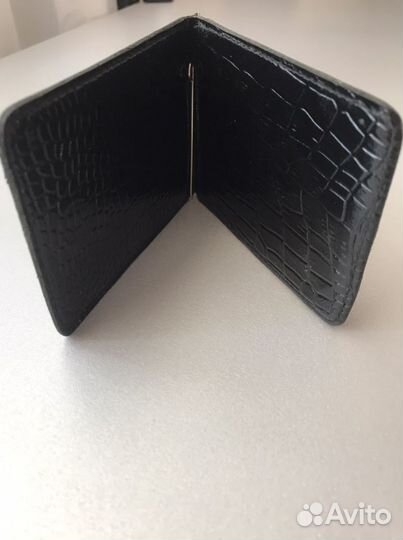 Зажим для денег