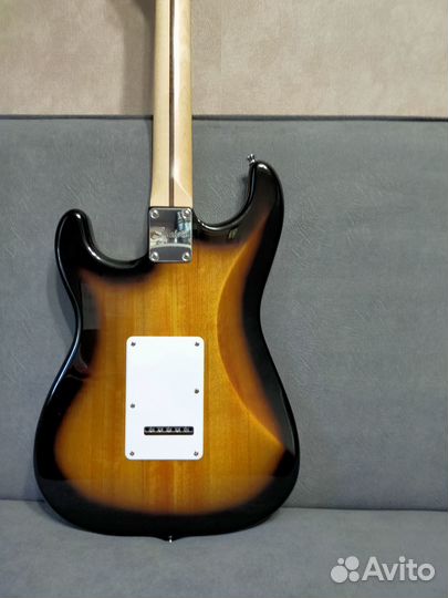 Электрогитара squier bullet Stratocaster HSS