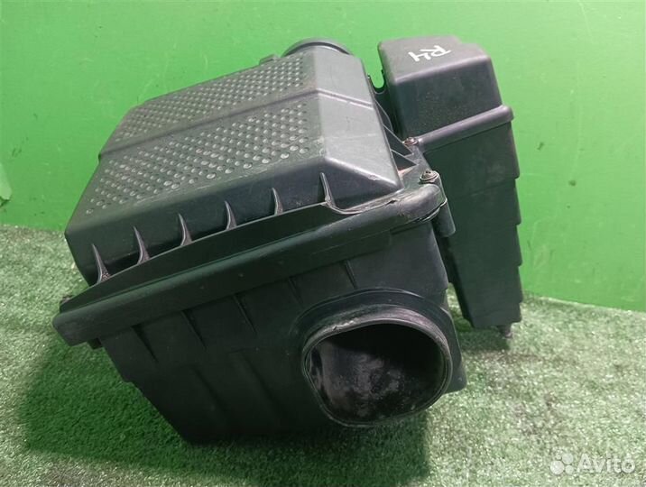 Корпус воздушного фильтра Land Rover Discovery 4