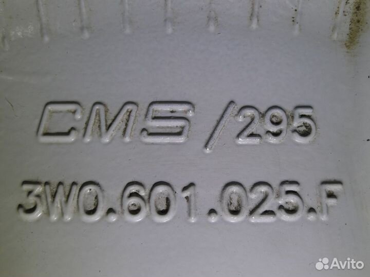 Комплект оригинальных дисков R19 на Bentley