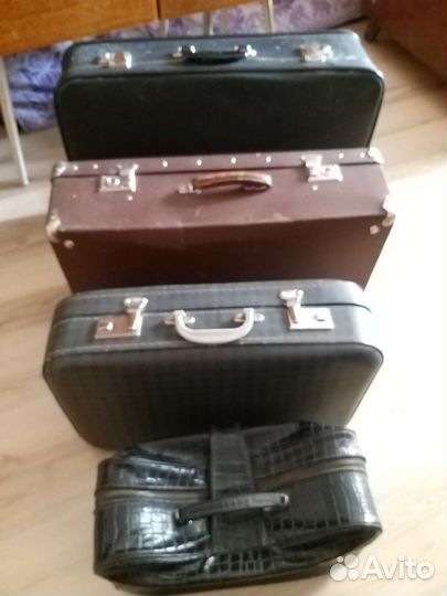 Чемоданы времен СССР