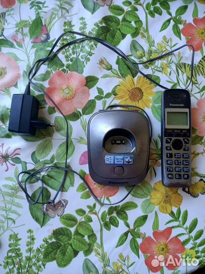 Стационарный радио телефон Panasonic