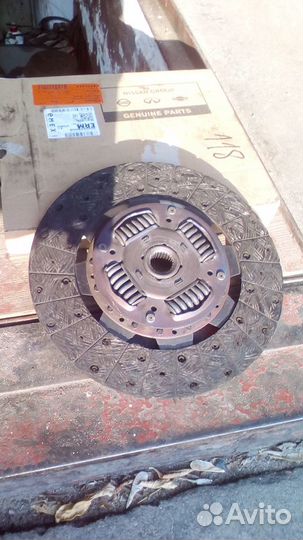 Диск сцепления ZD30 Nissan 30100-VB008