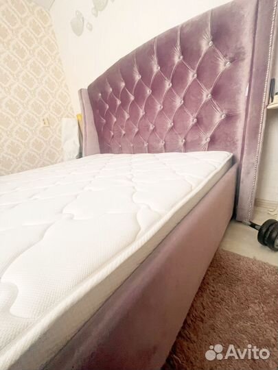 Кровать двухспальная с матрасом 180 200 бу