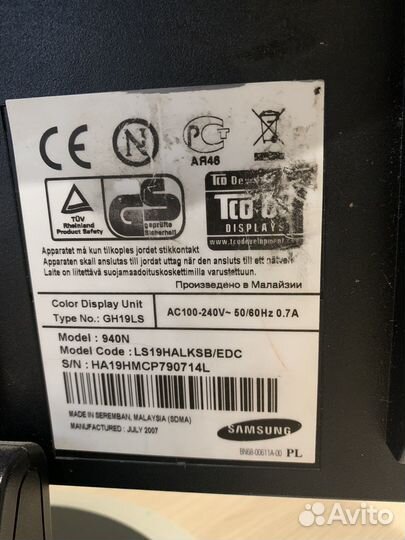 Монитор Samsung