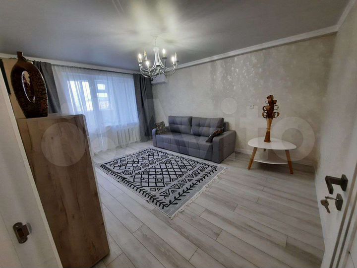 4-к. квартира, 90 м², 5/5 эт.