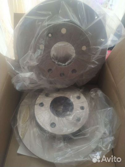 Диск тормозной передний Land Rover Freelander
