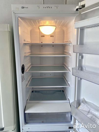 Холодильник 2м Samsung No Frost