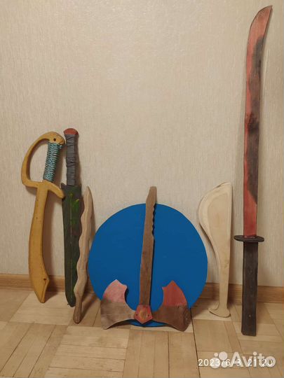 Деревянное оружие ручная работа
