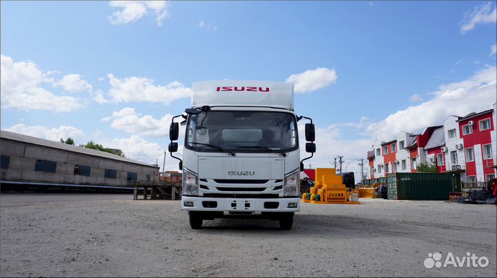 Isuzu Elf, 2024