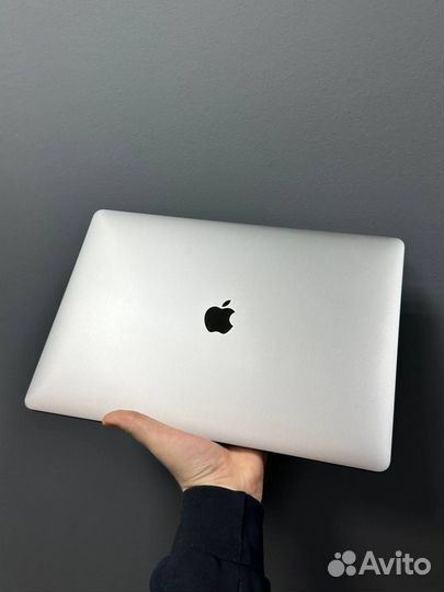 MacBook Pro 15 16/256 2019 Touch Bar