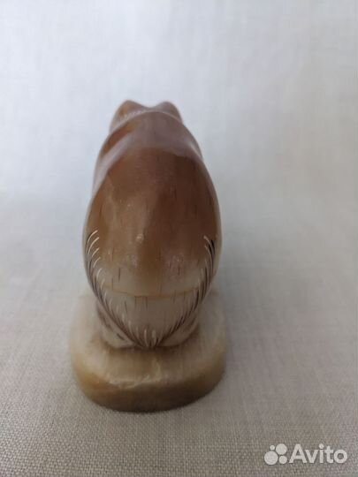 Статуэтка медведь из селенита (100*80*50)