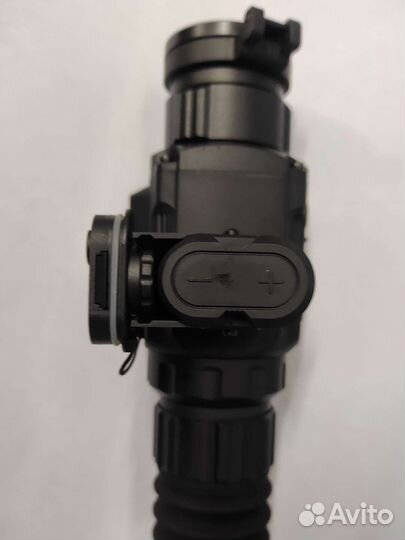 Батарейный отсек для тепловизоров Iray серии Saim