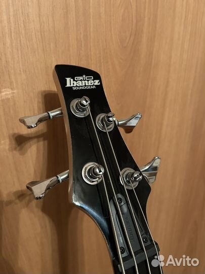 Бас-гитара с комбиком Ibanez GSR200B WNF белая