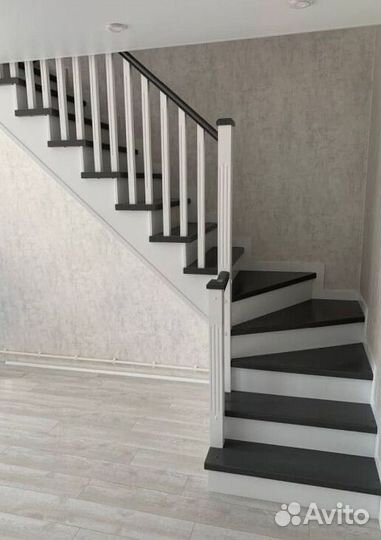 Ступени для лестницы с покраской SLP-8010