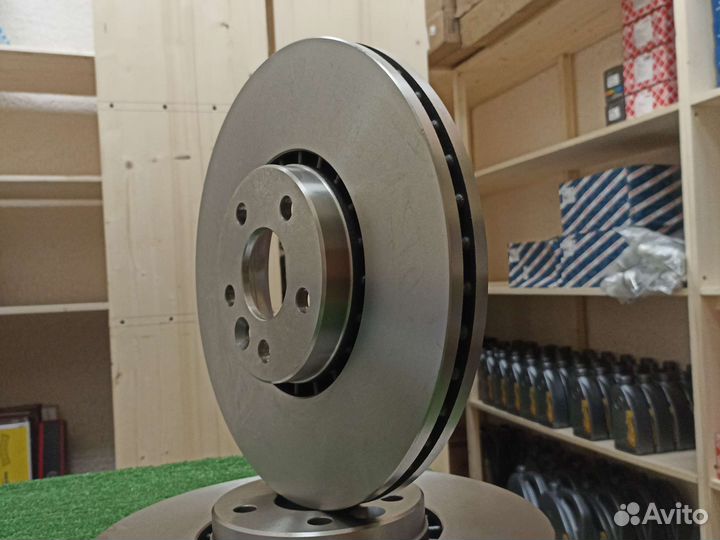 Тормозной диск передний Volvo XC60 I (08-18) 328мм