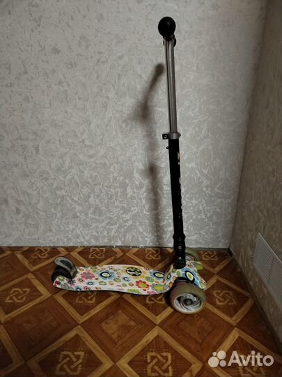 Продам детский самокат, в хорошем состоянии