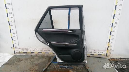 Дверь задняя левая mercedes benz M-class W164 (BEA