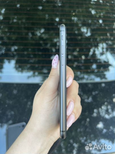 Телефон iPhone 8 256 гб