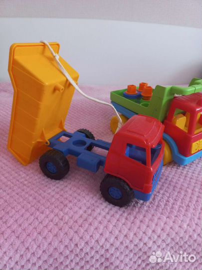 Игрушка грузовик