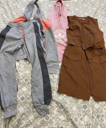 Женскте вещи пакетом 42