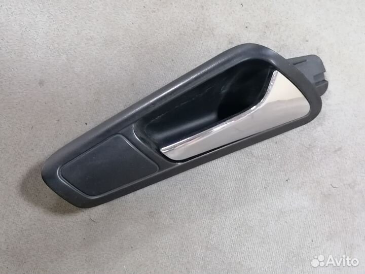 Ручка двери внутр.Volkswagen Passat 2005-2010