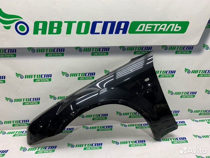 Крыло переднее левое Chrysler 300C седан дизель