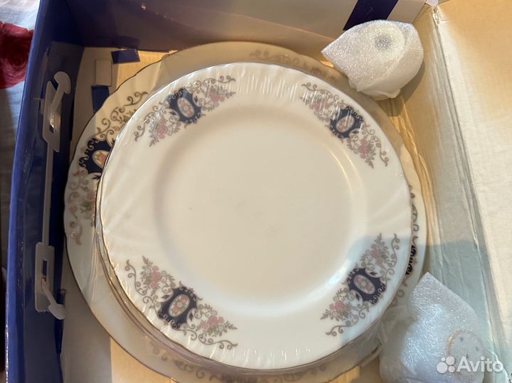 Тарелки синий глаз