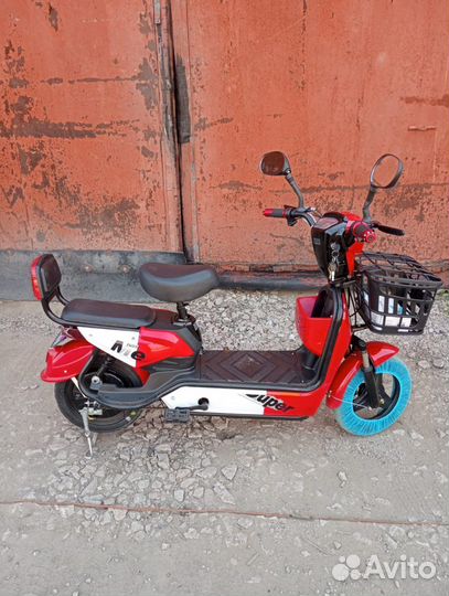 Электроскутер