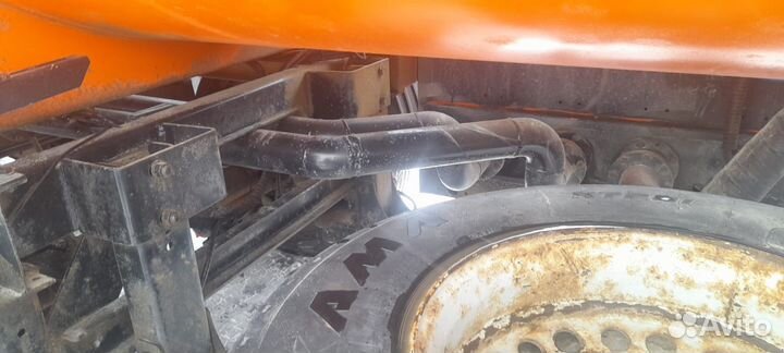 Полуприцеп бензовоз Нефаз 96895, 2016