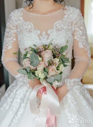 Платье свадебное