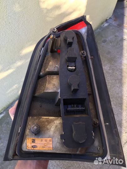 Левый фонарь Opel Vectra B универсал