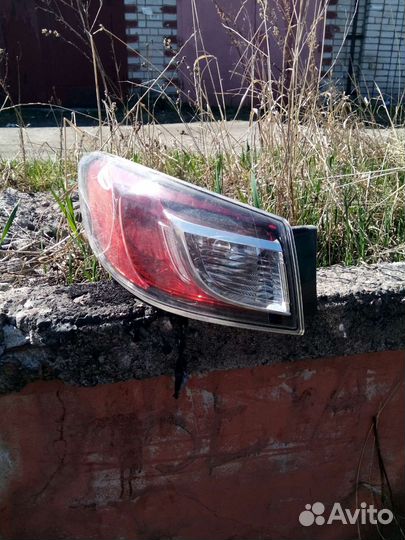 Mazda 3 bl фонарь задний L