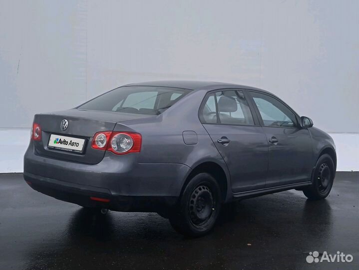 Volkswagen Jetta 1.6 МТ, 2010, 244 875 км