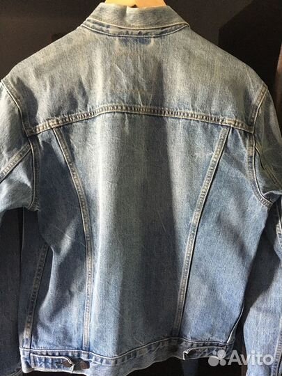 Джинсовая куртка levis