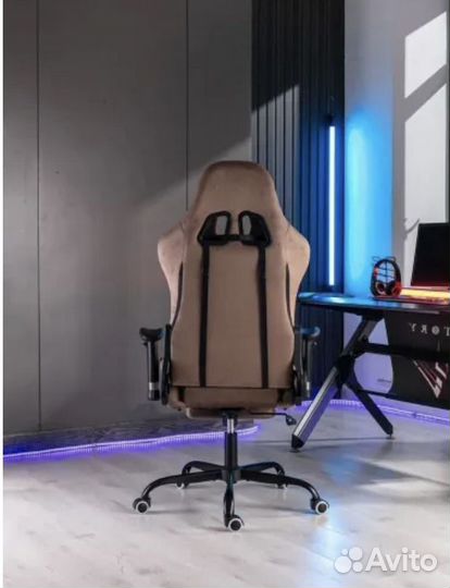 Компьютерное кресло. Геймерское кресло новое