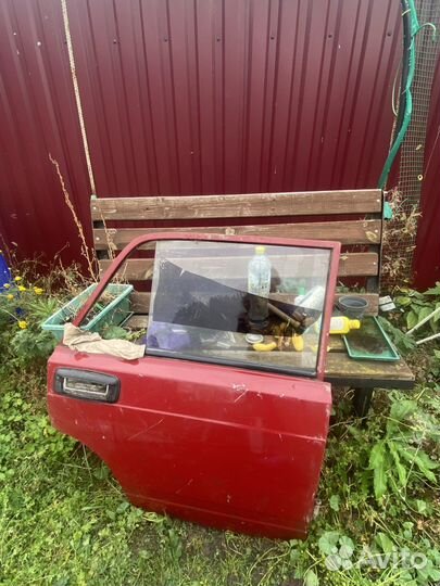 Задняя правая дверь ваз 2107