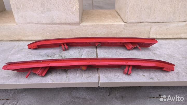 Продам свет отражатели заднего бампера солярис 2