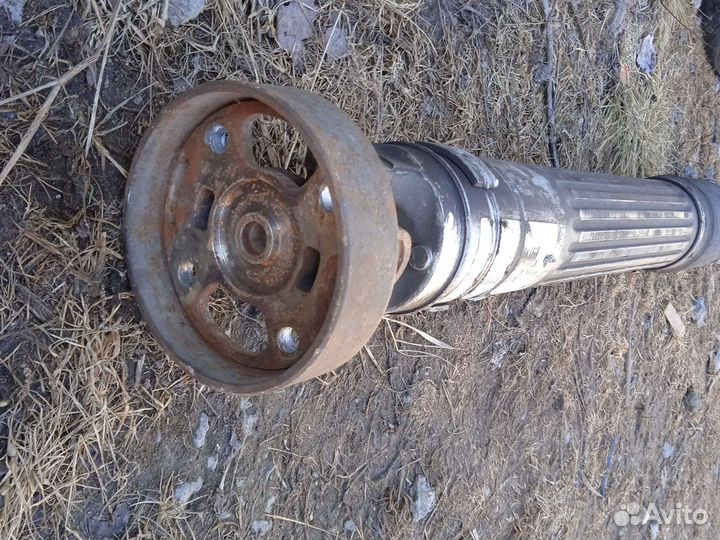 Вал карданный задний Grand Cherokee (WH/WK)