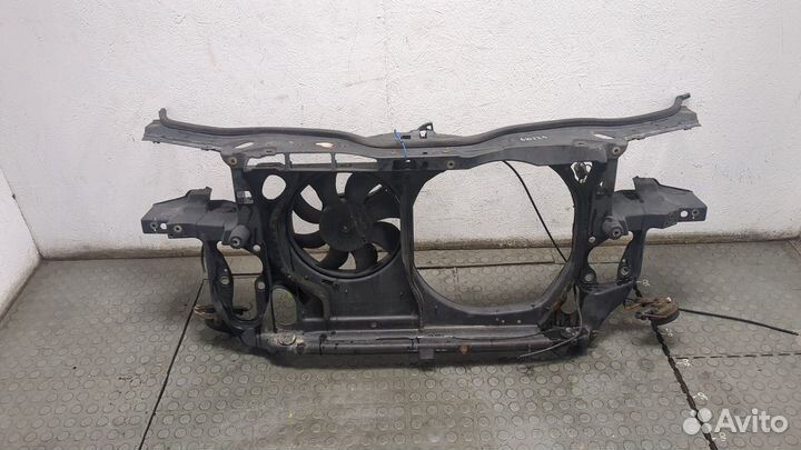 Рамка передняя Volkswagen Passat 5, 2002