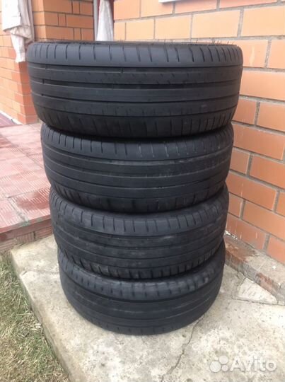 Michelin Pilot Sport 4 215/45 R17 91Y