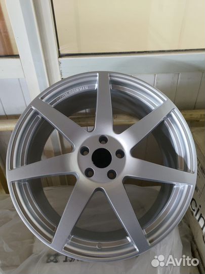 Литые диски r20