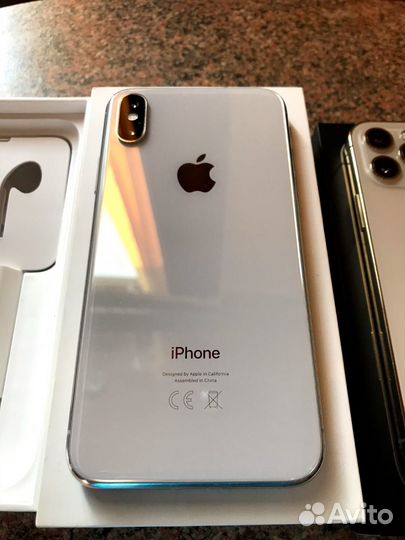 iPhone X, 256 ГБ