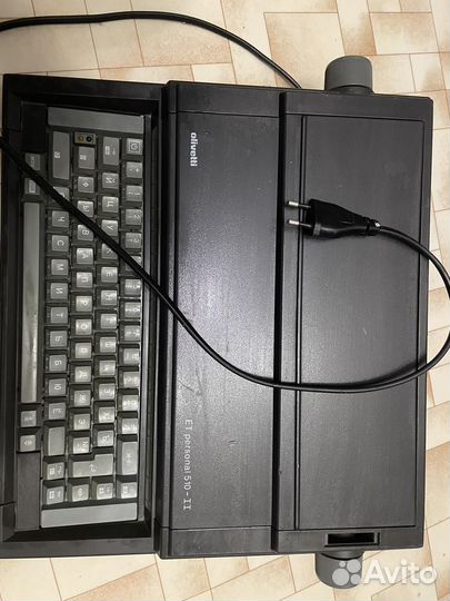 Печатная машинка olivetti