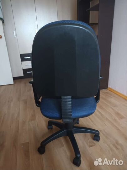Компьютерное кресло