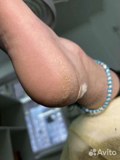 Маникюр педикюр