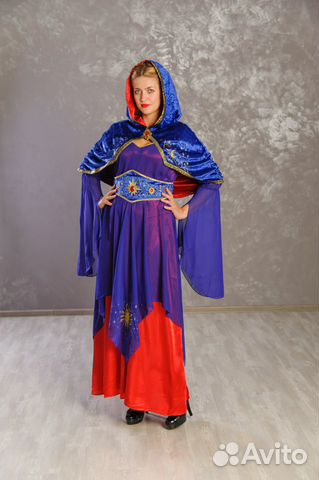 Женские карнавальные костюмы